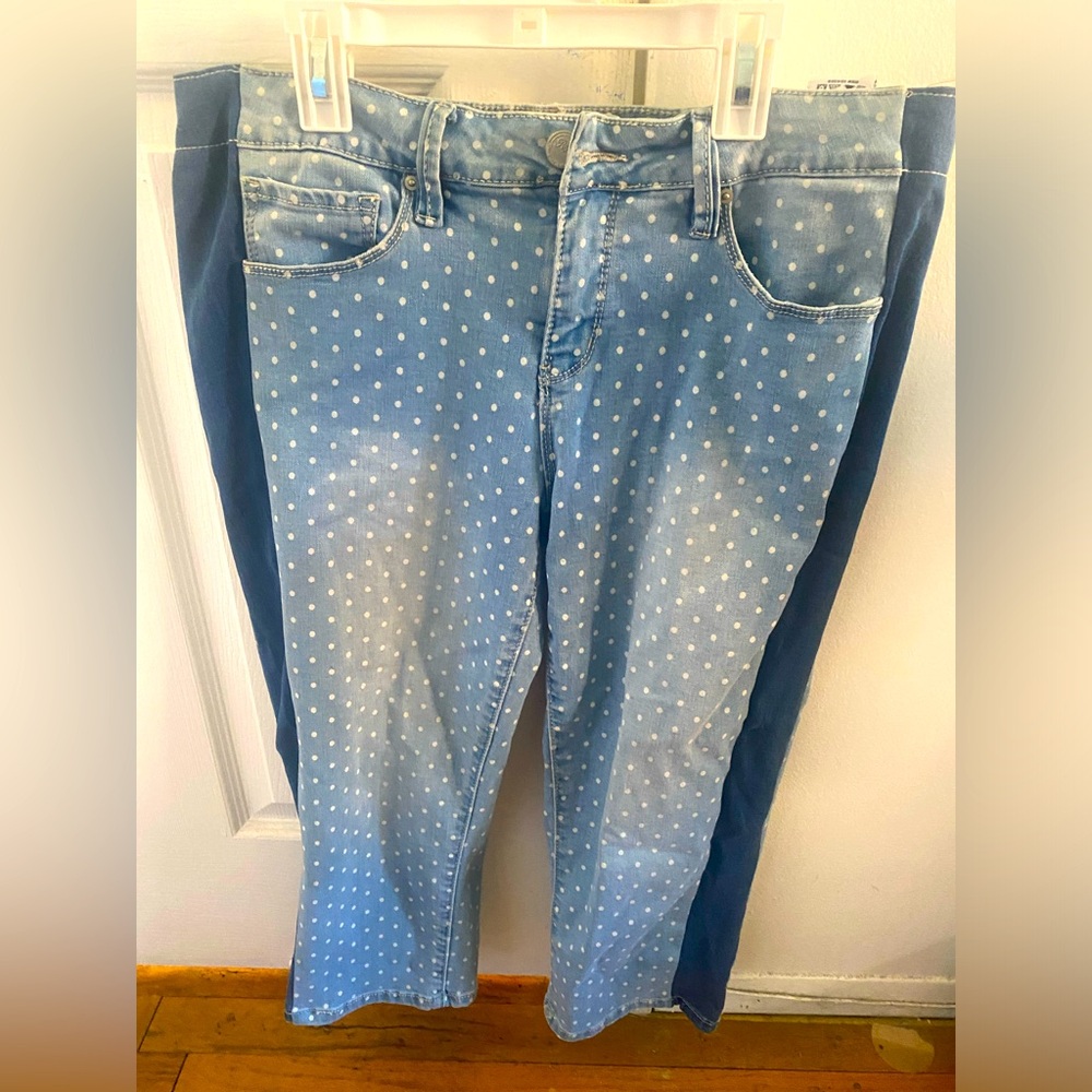 Royalty for me capri pants